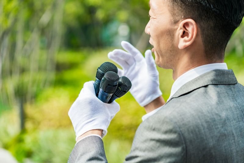 議院たろうの活動の様子